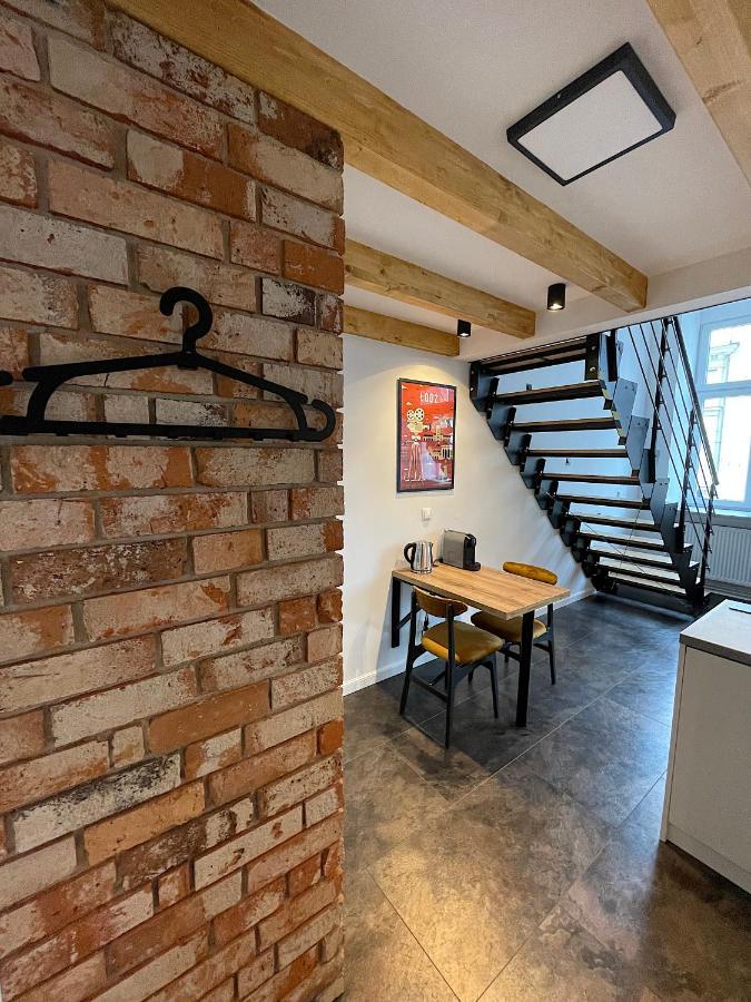Off Side Story Apartment Lodź Bagian luar foto