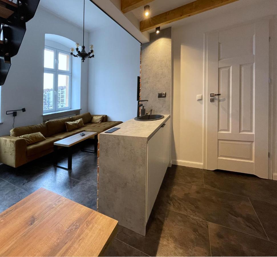 Off Side Story Apartment Lodź Bagian luar foto