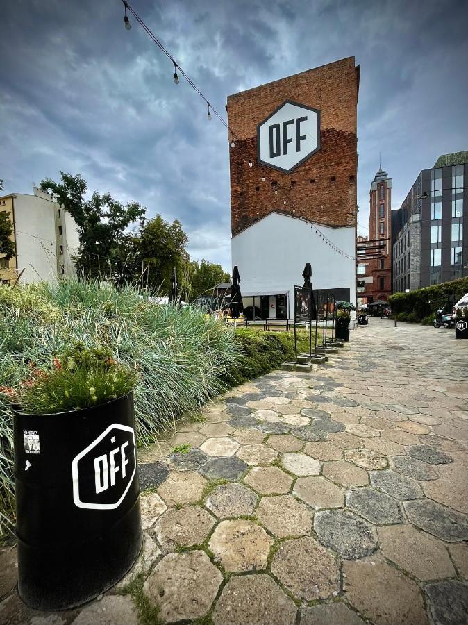 Off Side Story Apartment Lodź Bagian luar foto
